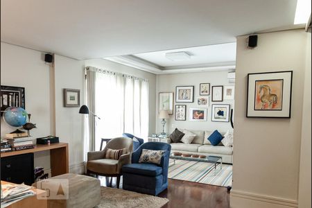 Sala de apartamento à venda com 3 quartos, 140m² em Moema, São Paulo