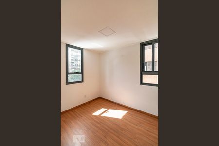 Quarto de apartamento para alugar com 2 quartos, 54m² em Funcionários, Belo Horizonte