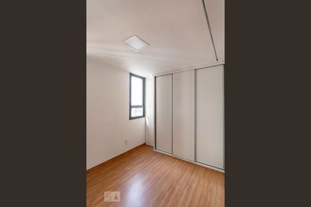 Suíte de apartamento para alugar com 2 quartos, 54m² em Funcionários, Belo Horizonte