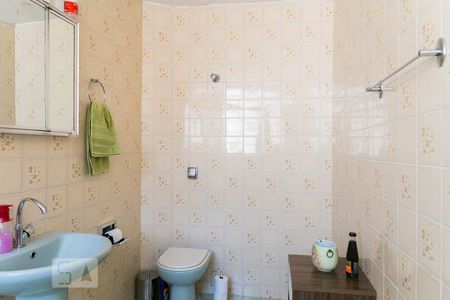 Casa à venda com 120m², 2 quartos e 2 vagas Casa à venda com 120m², 2 quartos e 2 vagasBanheiro