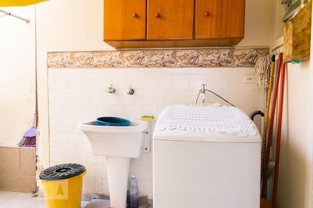 Casa à venda com 120m², 2 quartos e 2 vagas Casa à venda com 120m², 2 quartos e 2 vagasÁrea de Serviço