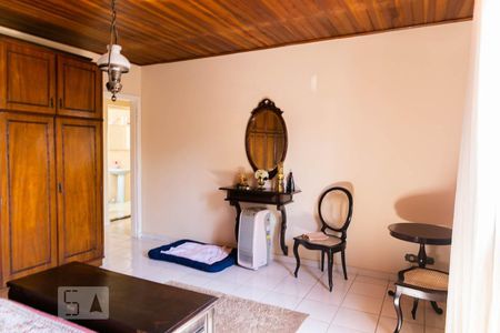 Casa à venda com 120m², 2 quartos e 2 vagas Casa à venda com 120m², 2 quartos e 2 vagasQuarto 1