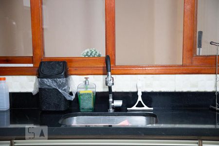 Casa para alugar com 224m², 4 quartos e 3 vagas Casa para alugar com 224m², 4 quartos e 3 vagasCozinha