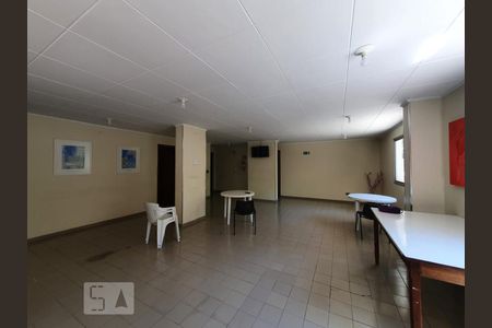 Apartamento à venda com 78m², 3 quartos e 1 vaga Apartamento à venda com 78m², 3 quartos e 1 vagaÁrea comum - Salão de festas