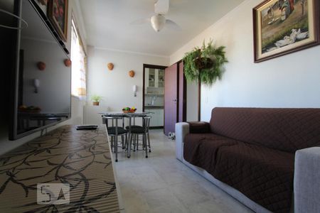 Sala de apartamento para alugar com 1 quarto, 38m² em Centro, Curitiba