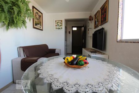 Sala de apartamento para alugar com 1 quarto, 38m² em Centro, Curitiba
