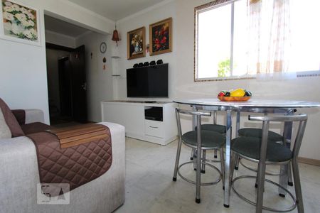 Sala de apartamento para alugar com 1 quarto, 38m² em Centro, Curitiba
