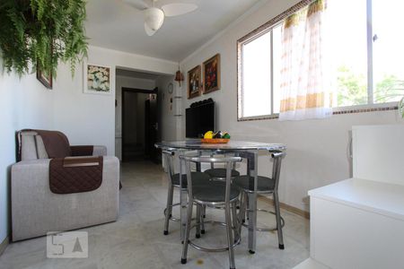 Sala de apartamento para alugar com 1 quarto, 38m² em Centro, Curitiba
