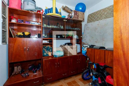 Casa à venda com 100m², 3 quartos e 2 vagas Casa à venda com 100m², 3 quartos e 2 vagasQuarto de Serviço