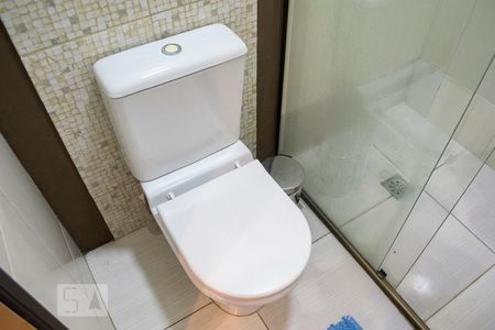 Casa à venda com 110m², 2 quartos e 2 vagasLAVABO / BANHEIRO