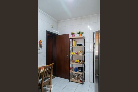 Casa à venda com 110m², 2 quartos e 2 vagasCOZINHA