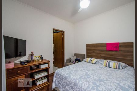 Casa à venda com 200m², 3 quartos e 3 vagasQuarto 3 Suíte