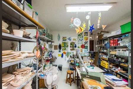 Casa à venda com 200m², 3 quartos e 3 vagasGaragem Coberta e Ateliê