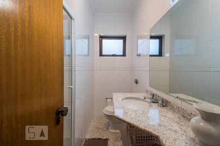 Casa à venda com 200m², 3 quartos e 3 vagasBanheiro 2