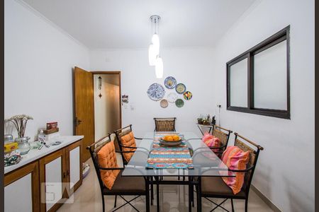 Casa à venda com 200m², 3 quartos e 3 vagasCopa