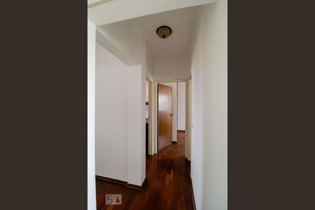 Apartamento à venda com 60m², 2 quartos e 1 vaga Apartamento à venda com 60m², 2 quartos e 1 vagaCorredor