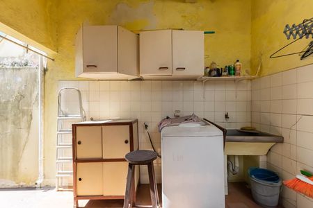 Casa à venda com 220m², 3 quartos e 2 vagasÁrea de serviço