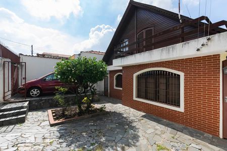 Casa à venda com 220m², 3 quartos e 2 vagasGaragem