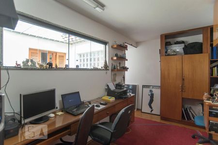 Casa à venda com 200m², 2 quartos e 2 vagas Casa à venda com 200m², 2 quartos e 2 vagasQuarto 3 - escritório