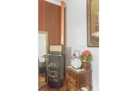 Casa à venda com 200m², 2 quartos e 2 vagas Casa à venda com 200m², 2 quartos e 2 vagasSala - piso superior - aquecedor salamandra