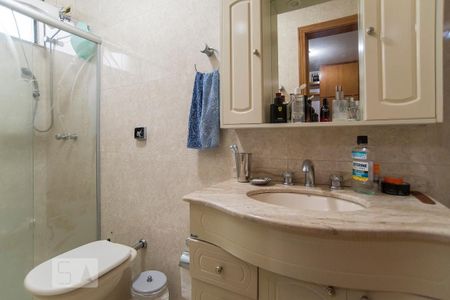 Casa à venda com 200m², 2 quartos e 2 vagas Casa à venda com 200m², 2 quartos e 2 vagasBanheiro - Suíte 1