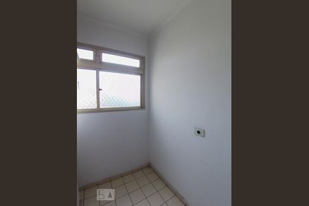 Apartamento à venda com 70m², 2 quartos e 1 vaga Apartamento à venda com 70m², 2 quartos e 1 vagaÁrea de Serviço