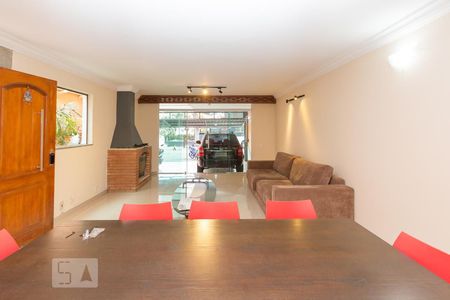 Sala de casa para alugar com 3 quartos, 180m² em Santo Amaro, São Paulo
