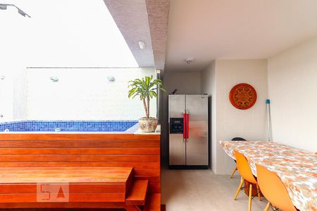 Apartamento à venda com 300m², 3 quartos e 2 vagas Apartamento à venda com 300m², 3 quartos e 2 vagasÁrea Externa