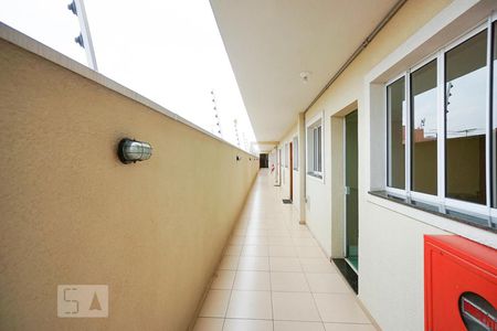 Apartamento para alugar com 35m², 1 quarto e sem vaga Apartamento para alugar com 35m², 1 quarto e sem vagaCorredor externo