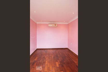 Apartamento à venda com 330m², 4 quartos e 4 vagas Apartamento à venda com 330m², 4 quartos e 4 vagasCobertura - Suíte 4