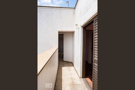 Apartamento à venda com 330m², 4 quartos e 4 vagas Apartamento à venda com 330m², 4 quartos e 4 vagasCobertura - Varanda