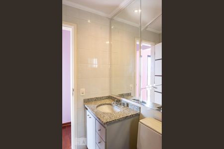 Apartamento à venda com 330m², 4 quartos e 4 vagas Apartamento à venda com 330m², 4 quartos e 4 vagasCobertura - Banheiro 4