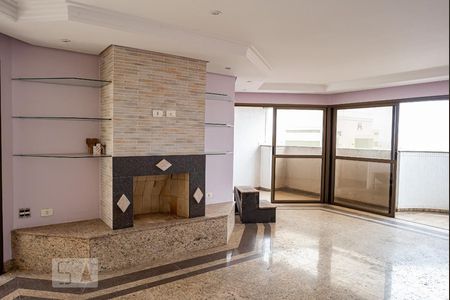 Apartamento à venda com 330m², 4 quartos e 4 vagas Apartamento à venda com 330m², 4 quartos e 4 vagasCobertura - Sala