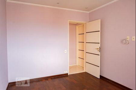 Apartamento à venda com 330m², 4 quartos e 4 vagas Apartamento à venda com 330m², 4 quartos e 4 vagasSuíte 2