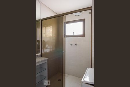 Apartamento à venda com 330m², 4 quartos e 4 vagas Apartamento à venda com 330m², 4 quartos e 4 vagasBanheiro 3 - Suíte