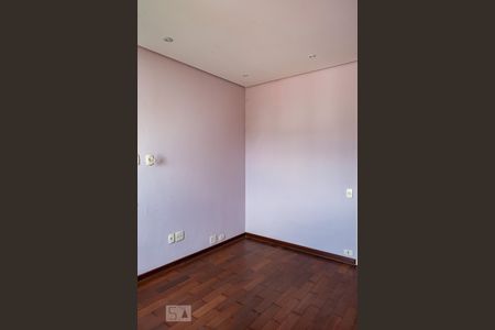 Apartamento à venda com 330m², 4 quartos e 4 vagas Apartamento à venda com 330m², 4 quartos e 4 vagasSuíte 3