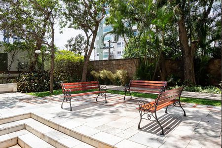 Apartamento à venda com 330m², 4 quartos e 4 vagas Apartamento à venda com 330m², 4 quartos e 4 vagasÁrea comum