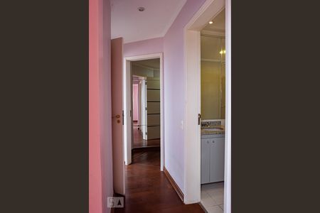 Apartamento à venda com 330m², 4 quartos e 4 vagas Apartamento à venda com 330m², 4 quartos e 4 vagasCobertura - Suíte 4