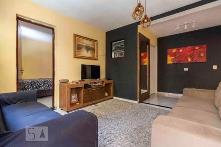Apartamento à venda com 250m², 3 quartos e 4 vagas Apartamento à venda com 250m², 3 quartos e 4 vagasSala - Casa Fundos