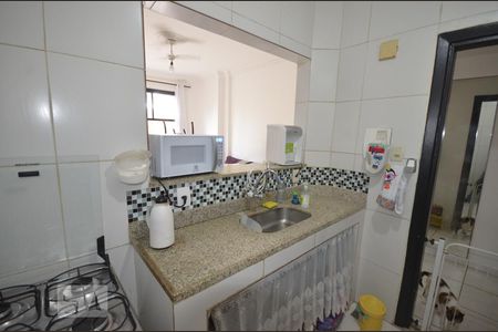 Apartamento à venda com 70m², 2 quartos e sem vagaCozinha