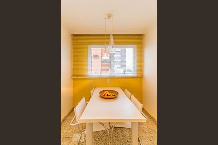 Apartamento para alugar com 245m², 3 quartos e 4 vagasCopa