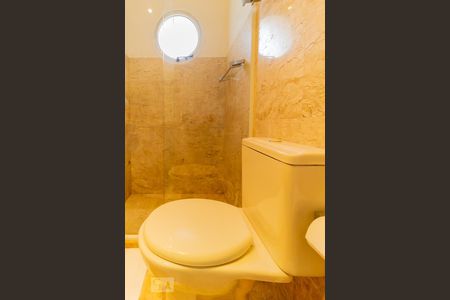 Apartamento para alugar com 245m², 3 quartos e 4 vagasSuíte 2 - Banheiro