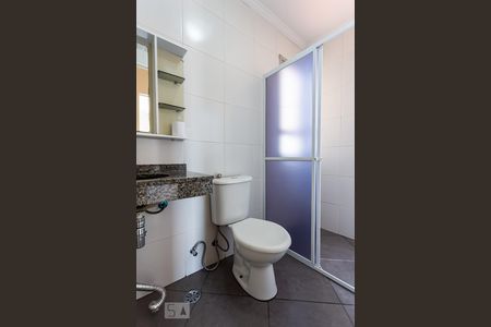 Apartamento para alugar com 74m², 2 quartos e 1 vaga Apartamento para alugar com 74m², 2 quartos e 1 vagaBanheiro