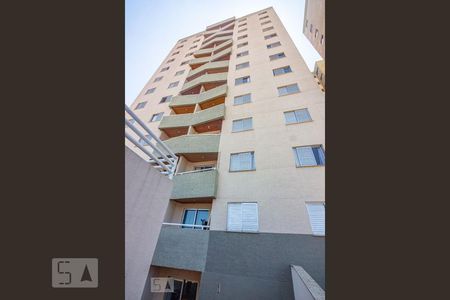 Apartamento para alugar com 74m², 2 quartos e 1 vaga Apartamento para alugar com 74m², 2 quartos e 1 vagaFachada