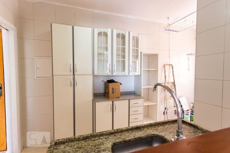 Apartamento para alugar com 74m², 2 quartos e 1 vaga Apartamento para alugar com 74m², 2 quartos e 1 vagaCozinha