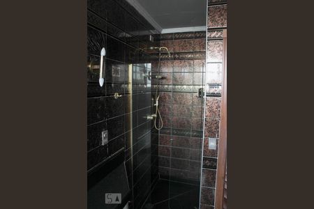 Apartamento à venda com 195m², 4 quartos e 2 vagasBanheiro da Suíte