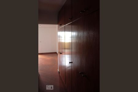Apartamento à venda com 195m², 4 quartos e 2 vagasQuarto