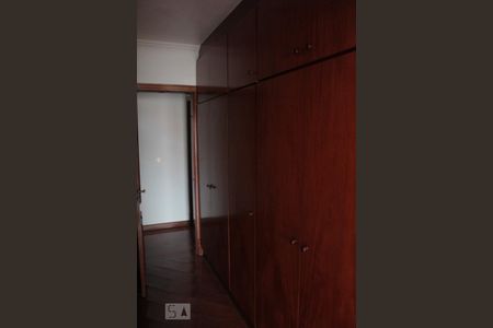 Apartamento à venda com 195m², 4 quartos e 2 vagasQuarto