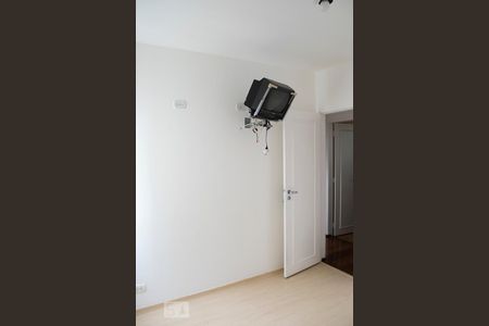 Apartamento à venda com 72m², 3 quartos e 1 vaga Apartamento à venda com 72m², 3 quartos e 1 vagaQUARTO 2