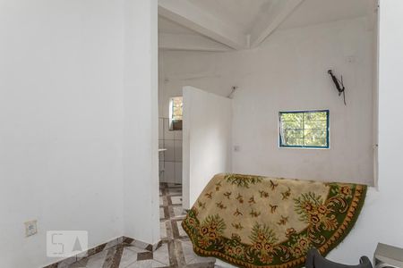 Sala 1 ambiente de kitnet/studio para alugar com 1 quarto, 35m² em Vila Bertioga, São Paulo